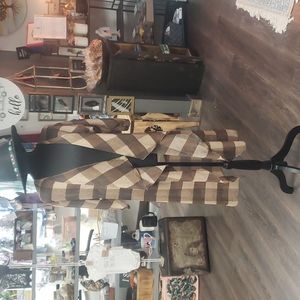 Lula Roe kimono nwot. Has a small white dot in the center of the back pictured